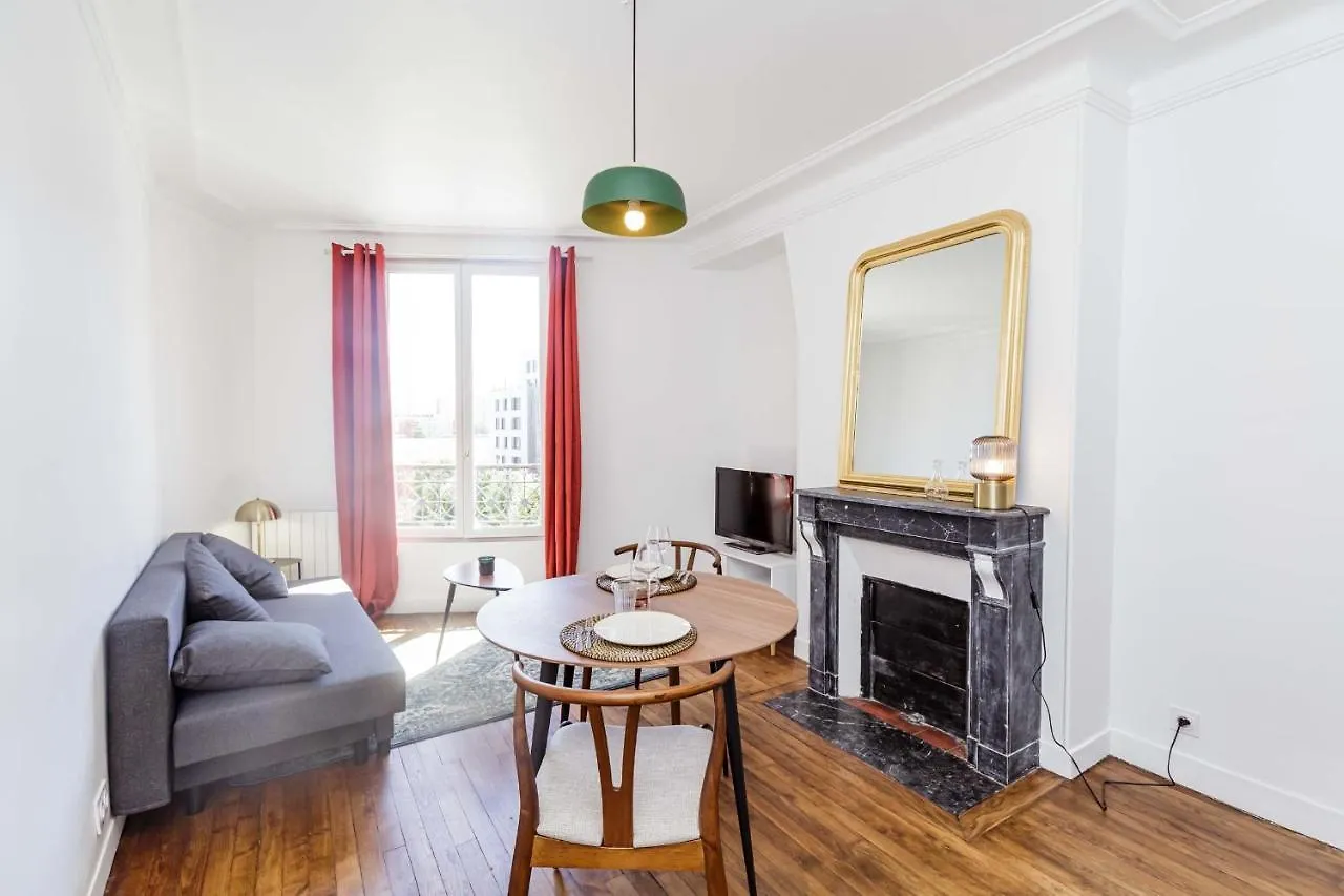 Apartament Nice 32 M Renovated And With Comfort In Paryż