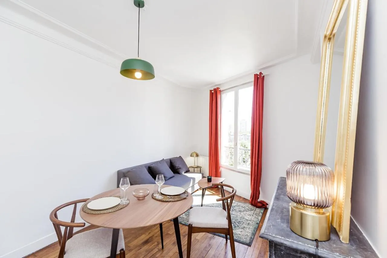 Apartament Nice 32 M Renovated And With Comfort In Paryż Francja
