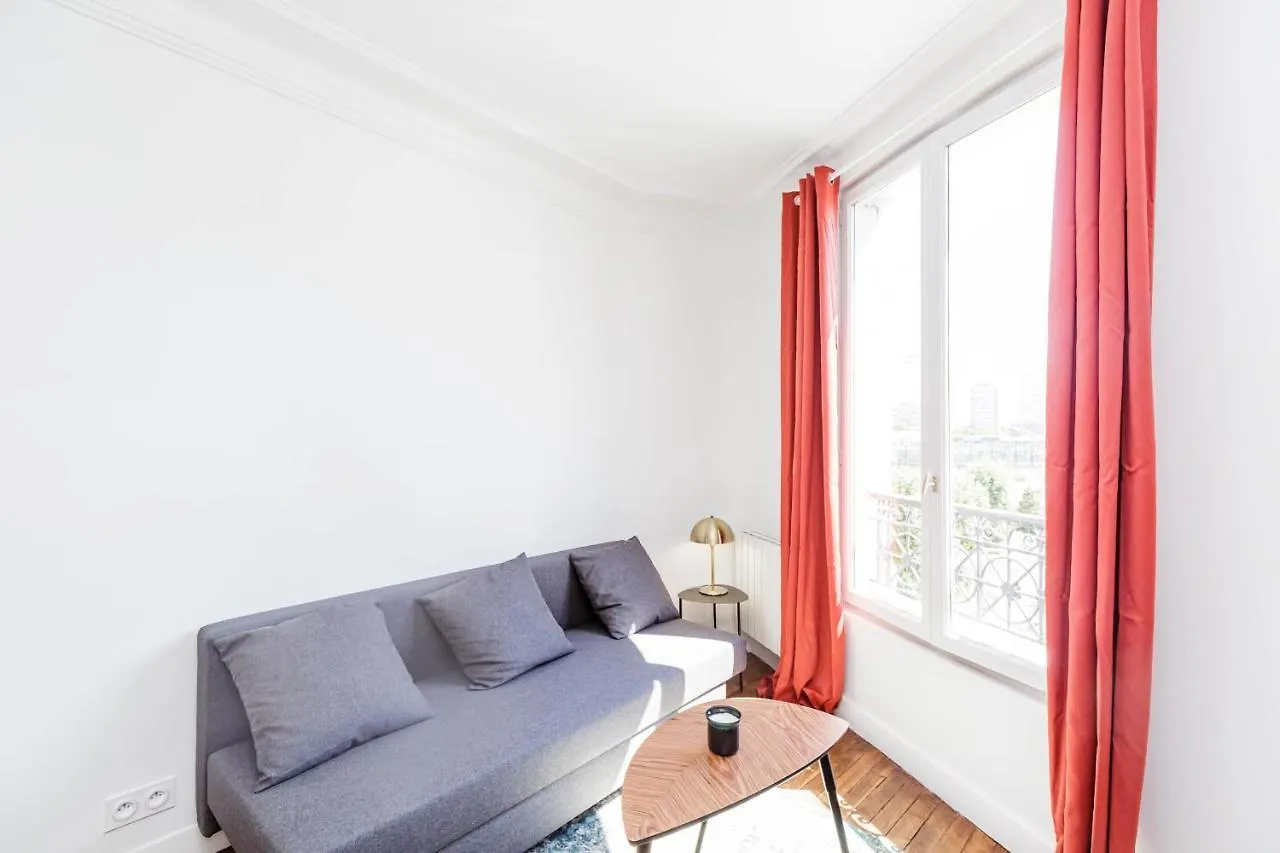 Nice 32 M Renovated And With Comfort In Paris Apartman
