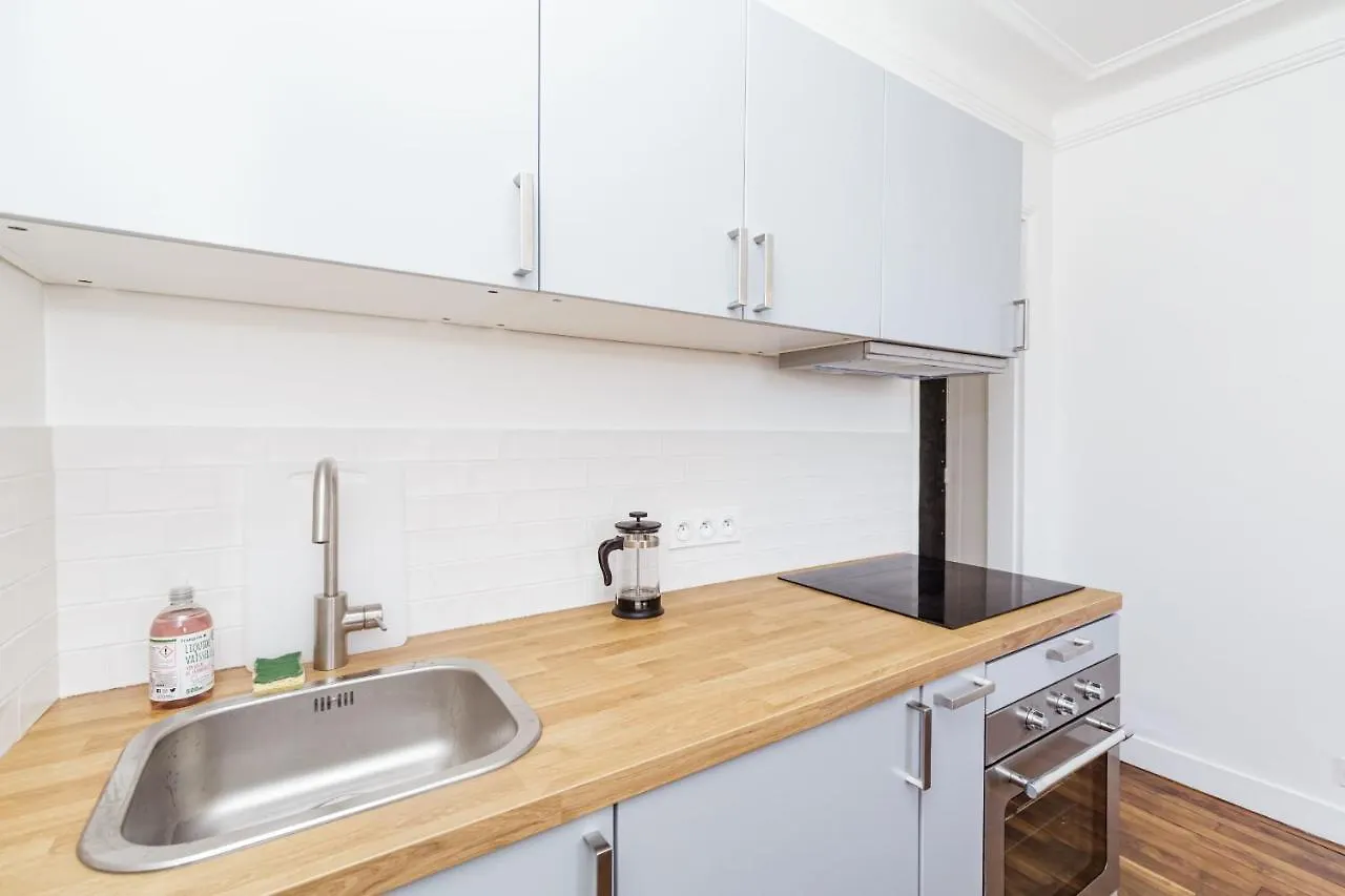 Nice 32 M Renovated And With Comfort In Paris Apartman