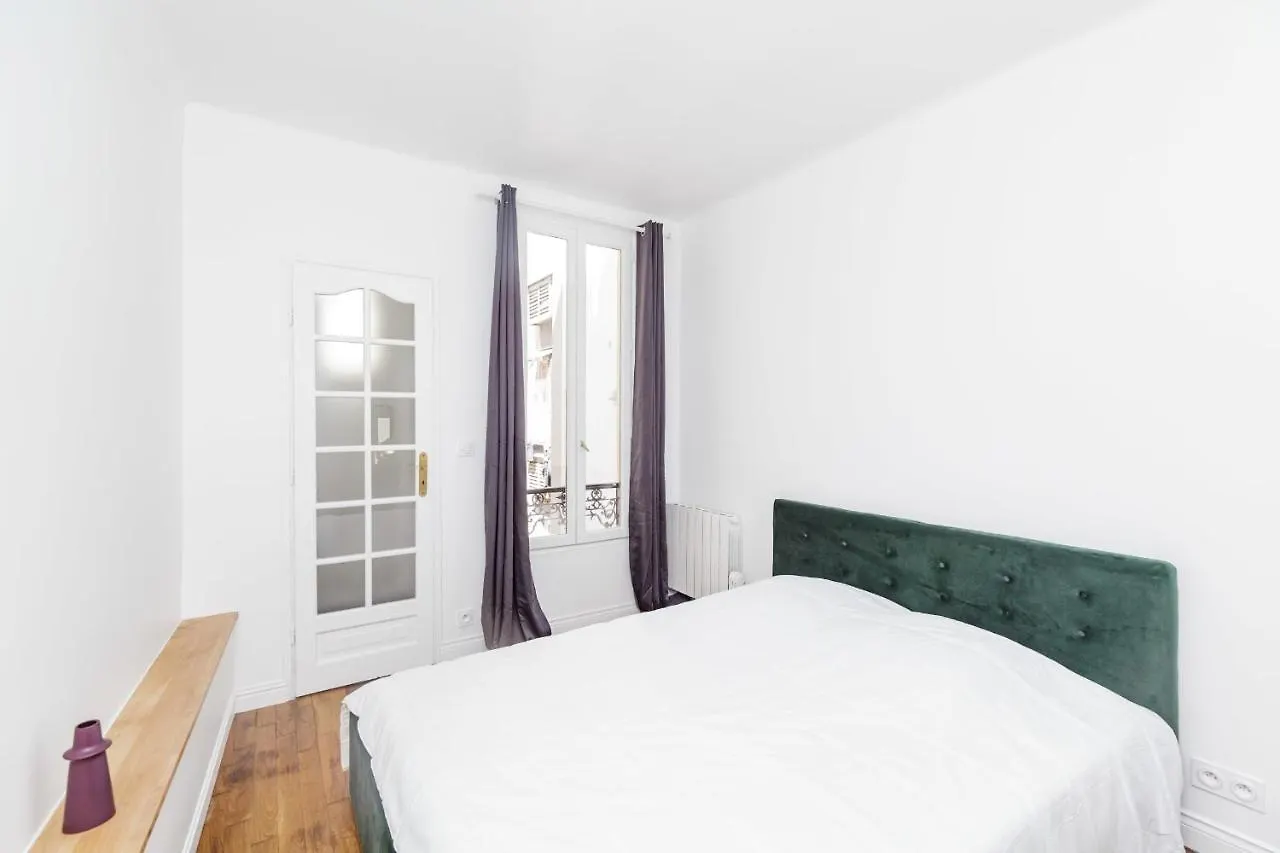 Nice 32 M Renovated And With Comfort In Paris Apartman